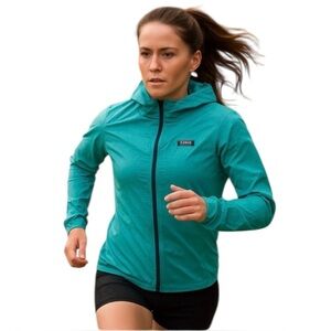 Patagonia Women's Houdini Jacket in teal, GorpCore, Running, Hiking, Outdoors S
